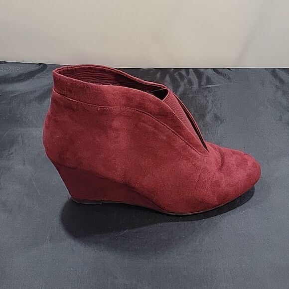 CHINESE LAUNDRY WOMEN'S MALDEN VIPI BOOTIE - Picture 12 of 16